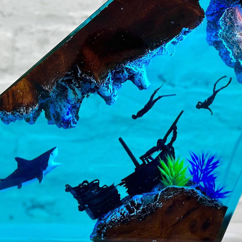 Great White Shark And Couple Divers Night Light Diving Unique Summer Gift For Him_voghion.com