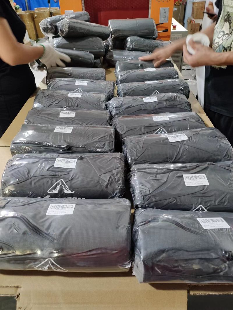 Buiten Opblaasbare Mat Voet Draagbare Buiten Kamperen Vochtwerende Mat Opblaasbare Matras Lunchpauze Slaapmat Auto Opblaasbaar_voghion.com