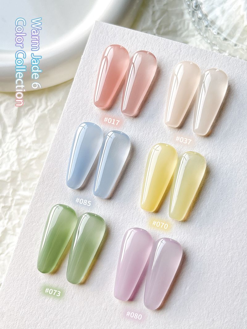 Novità Primavera 2025 - Set di smalti in gel color nudo traslucido ghiaccio - Serie "Gentle Jade", trasparenti e versatili per la nail art_voghion.com
