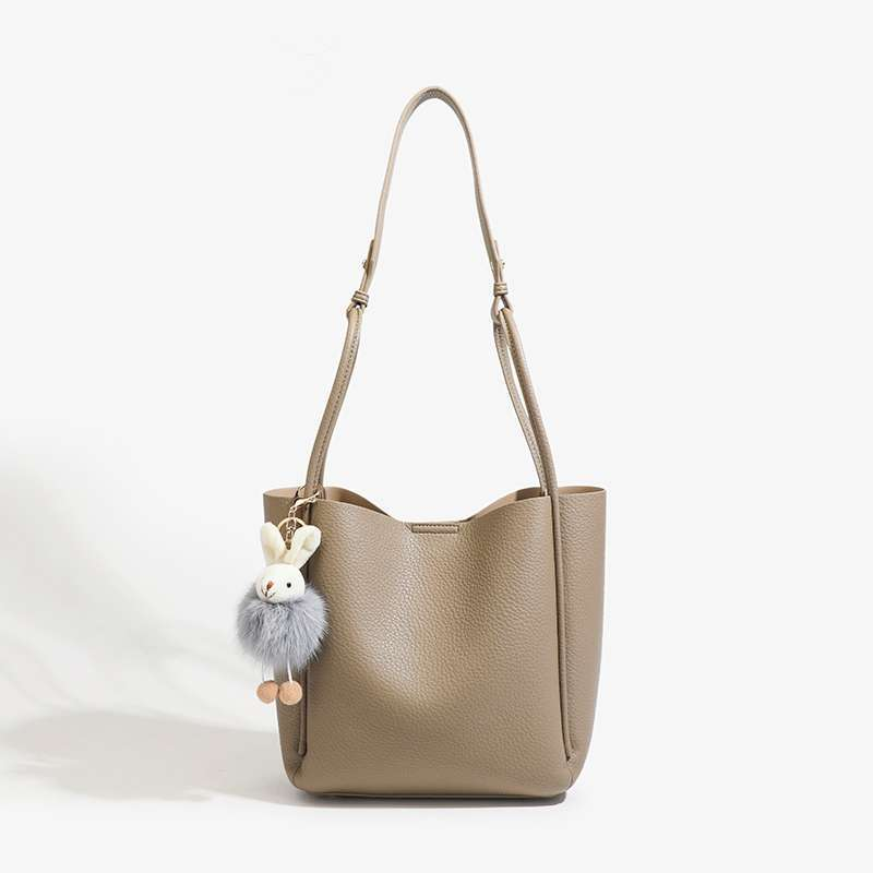 2023 New Women's Bucket Basket High-end Simple Handbag Lunch Large Capacity Tote Underarm Bag_voghion.com