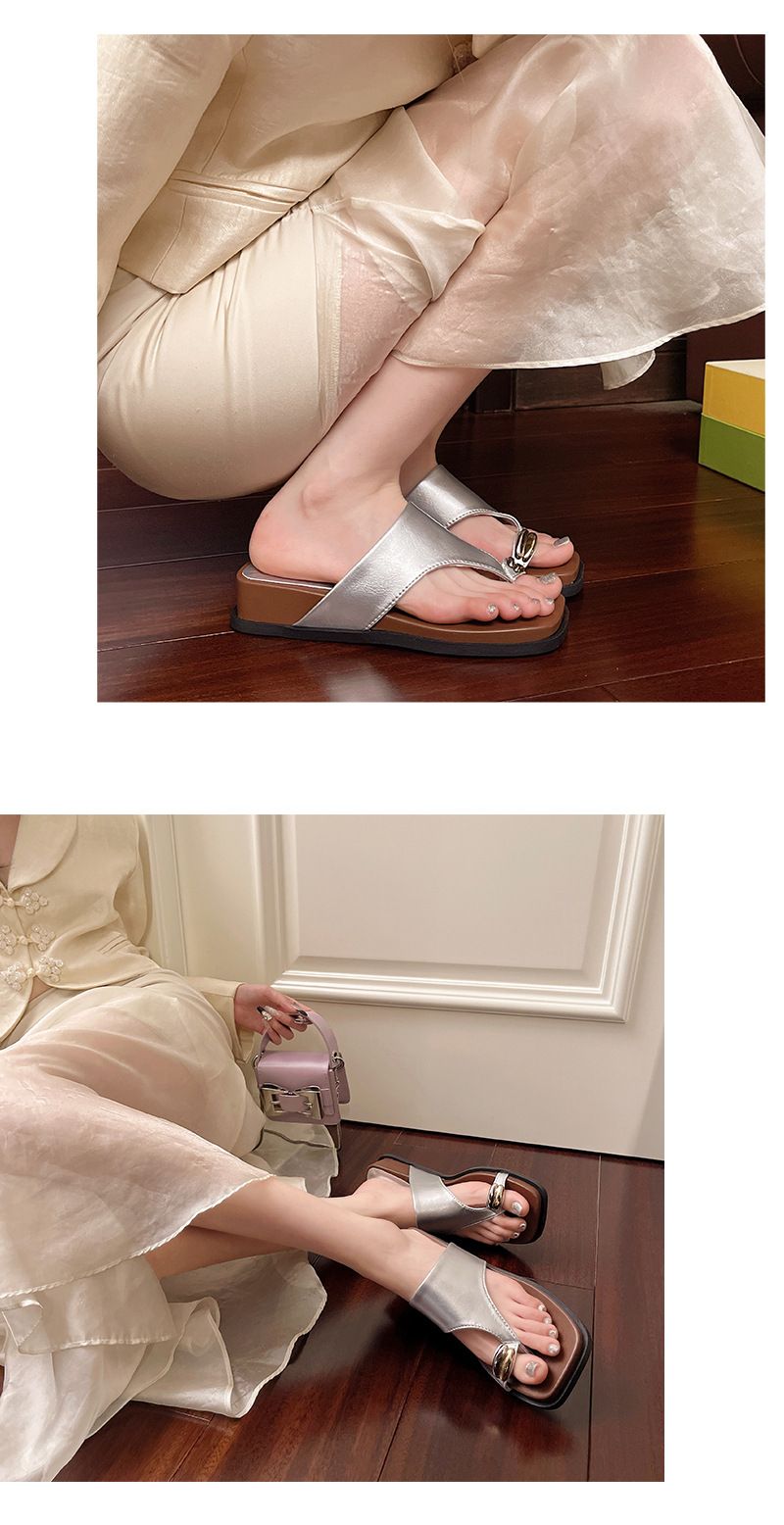 Dicker Zehenring für Damen-Hausschuhe 2025 Sommer Neue Outdoor-High-End-Flip-Flops für Damen Sandalen Tragbar Bequem Leicht Stilvoll_voghion.com