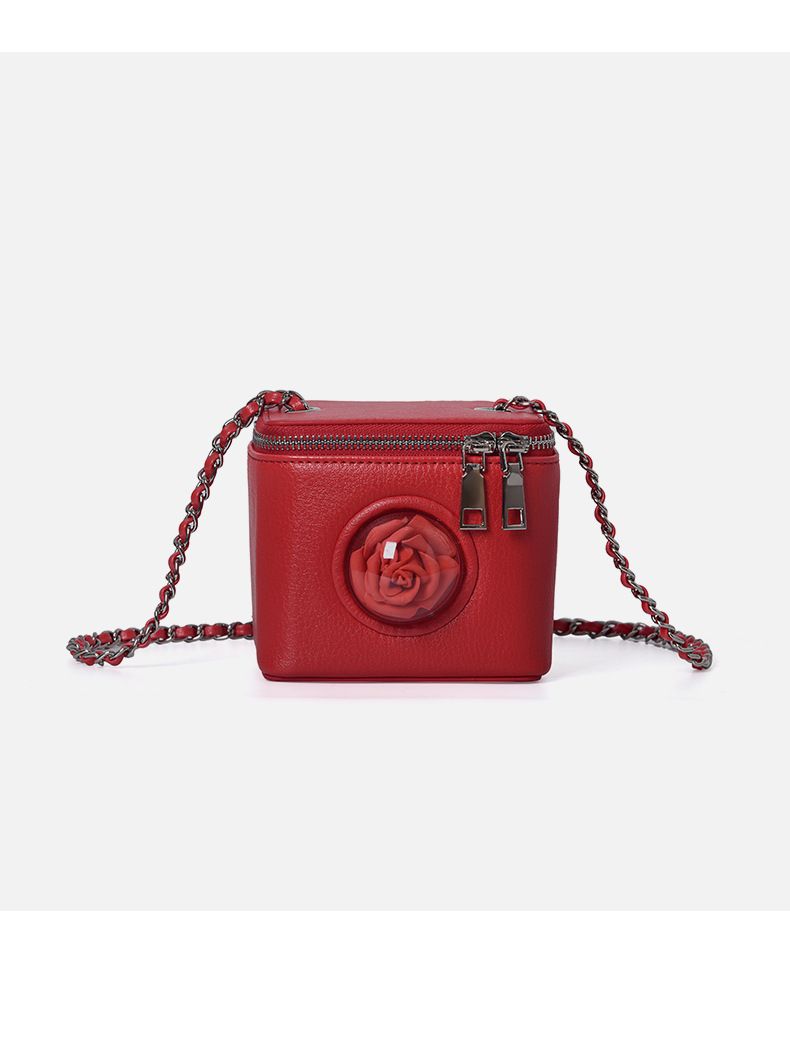 Stilvolle Umhängetasche mit Kette für Damen – Elegante Crossbody-Tasche für den täglichen Gebrauch, PU-Leder, kompakte Größe (11,5 cm x 9 cm x 11 cm), mehrere Farben_voghion.com
