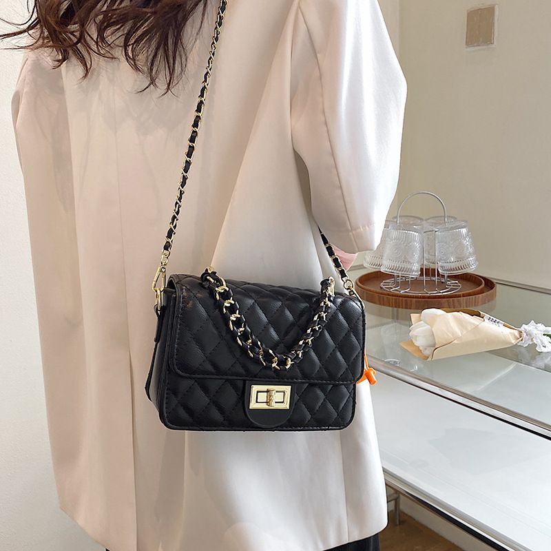 2024 Neue beliebte Umhängetasche Koreanische Ausgabe Einfache kleine quadratische Lingge Bestickte Fadenkette Umhängetasche für die Göttin_voghion.com