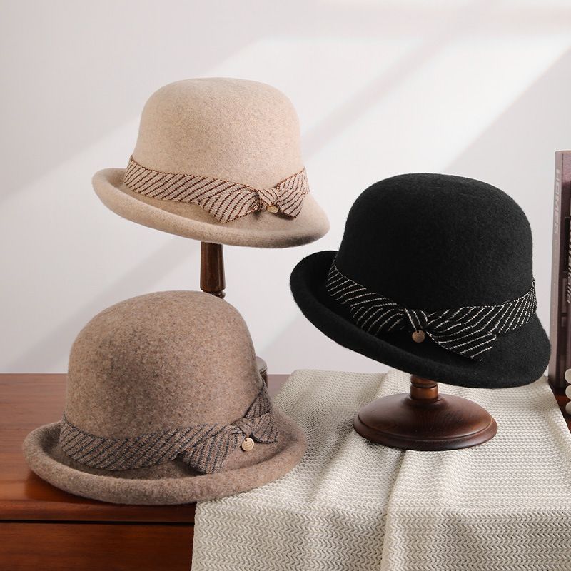 2025 Herbst und Winter Neuer schwarzer Woll-Eimerhut Sonnenschutz Warmer Beckenhut Französischer Retro-Curling-Gesichtshut_voghion.com