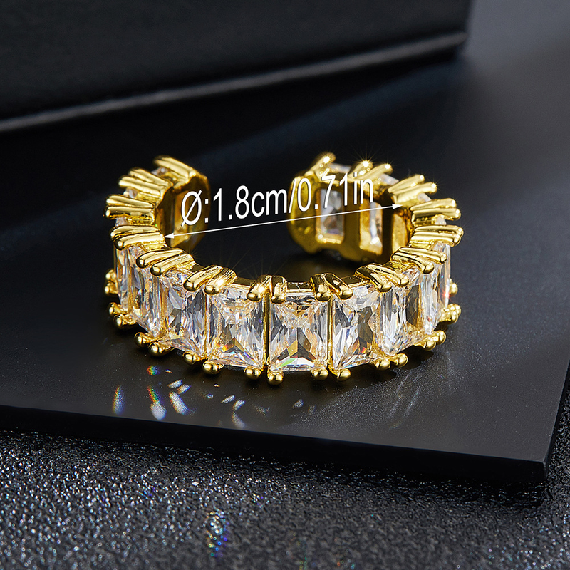 Anello Hip Hop Esplosivo a T in Rame con Zirconia di Alta Qualità e Moda_voghion.com