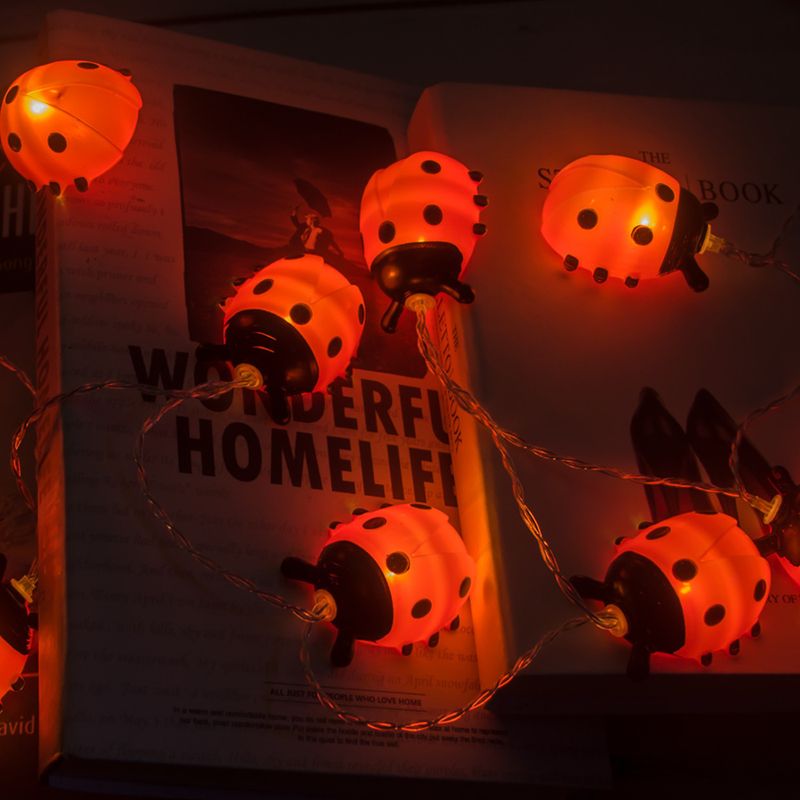 LED Ladybug String Lights - Outdoor Decorative Bug Lights For Garden, Christmas, And Parties (10/20/40 LEDs, Battery/USB/Solar Powered, Warm White)_voghion.com