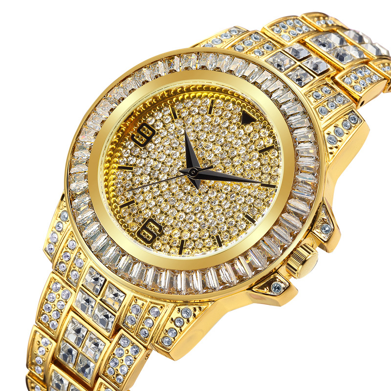 Luxuriöse Herren-Quarzuhr mit Zifferblatt mit Diamanten, Edelstahlarmband, wasserdicht, modisches und elegantes Design für legere und formelle Anlässe_voghion.com