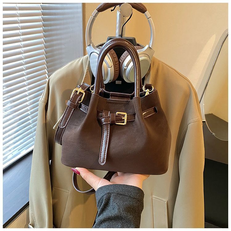 Handbag For Women 2025 New Autumn Winter Niche Super Popular Exquisite Vintage Single Shoulder Versatile Crossbody_voghion.com