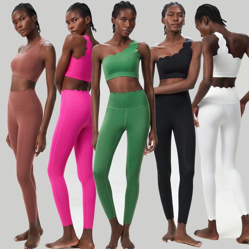 Small Wave Single Shoulder Strap Liquid Glue Yoga Suit For Women Plus Size Elastic Running Sports Fitness Two-Piece Set_voghion.com