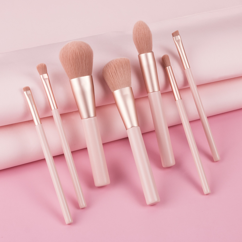 7 pcs makeup brushes set makeup tools beauty brush set factory portable eye shadow brush GUJHUI_voghion.com