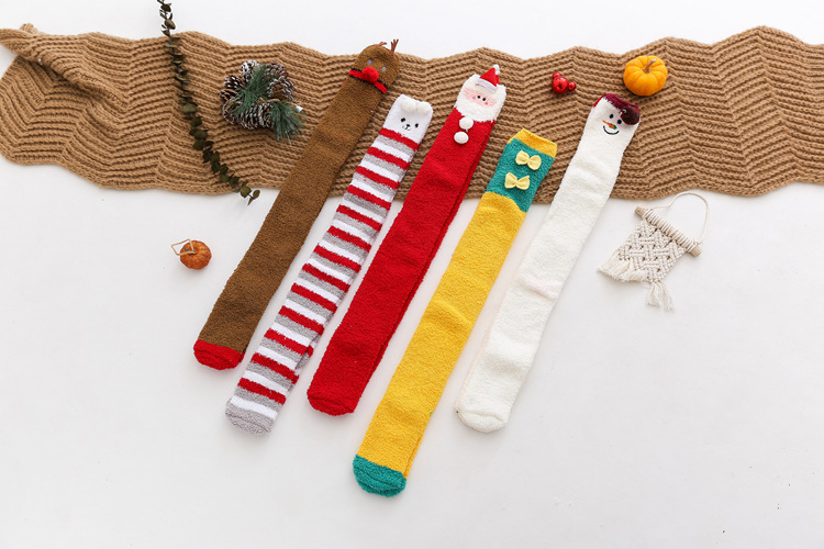 3-Pair Women's Coral Fleece Christmas Socks, Non-Shedding Fuzzy Sleep Socks With Half-Side Plush, Festive Ankle Socks For Home_voghion.com