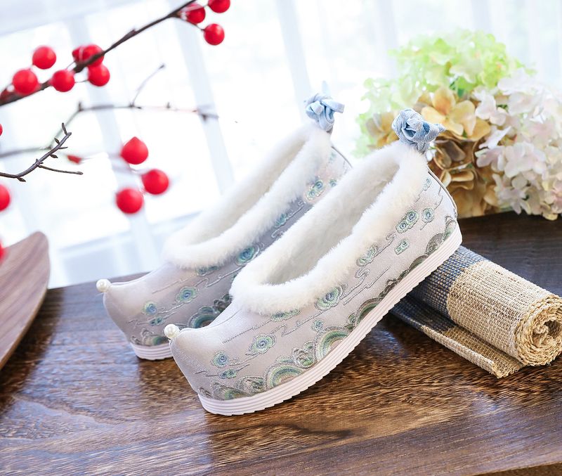 Schleife im Hanfu-Stil für Damen, bestickte, erhöhte Zehenpartie, antike Kostüm-Stoffschuhe, Studenten_voghion.com