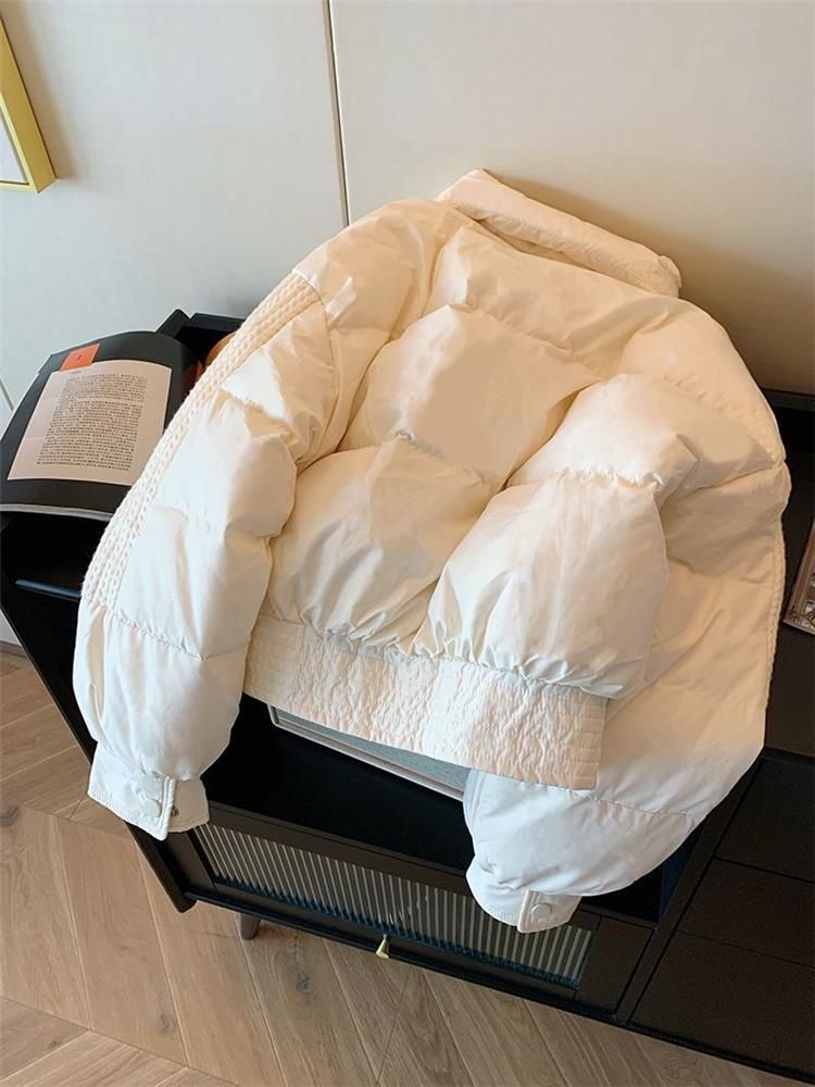 Kurze Pufferjacke mit Strickkragen – Winterweißer Kunstdaunenmantel aus Sherpa-ähnlichem Stoff (S-2XL, schmaler A-Linien-Schnitt)_voghion.com