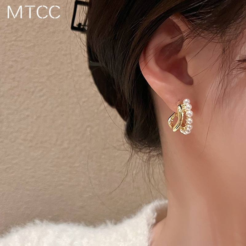Women's earrings version double-layer metal 2023 new simple temperament niche personality earrings women's high-end earrings_voghion.com