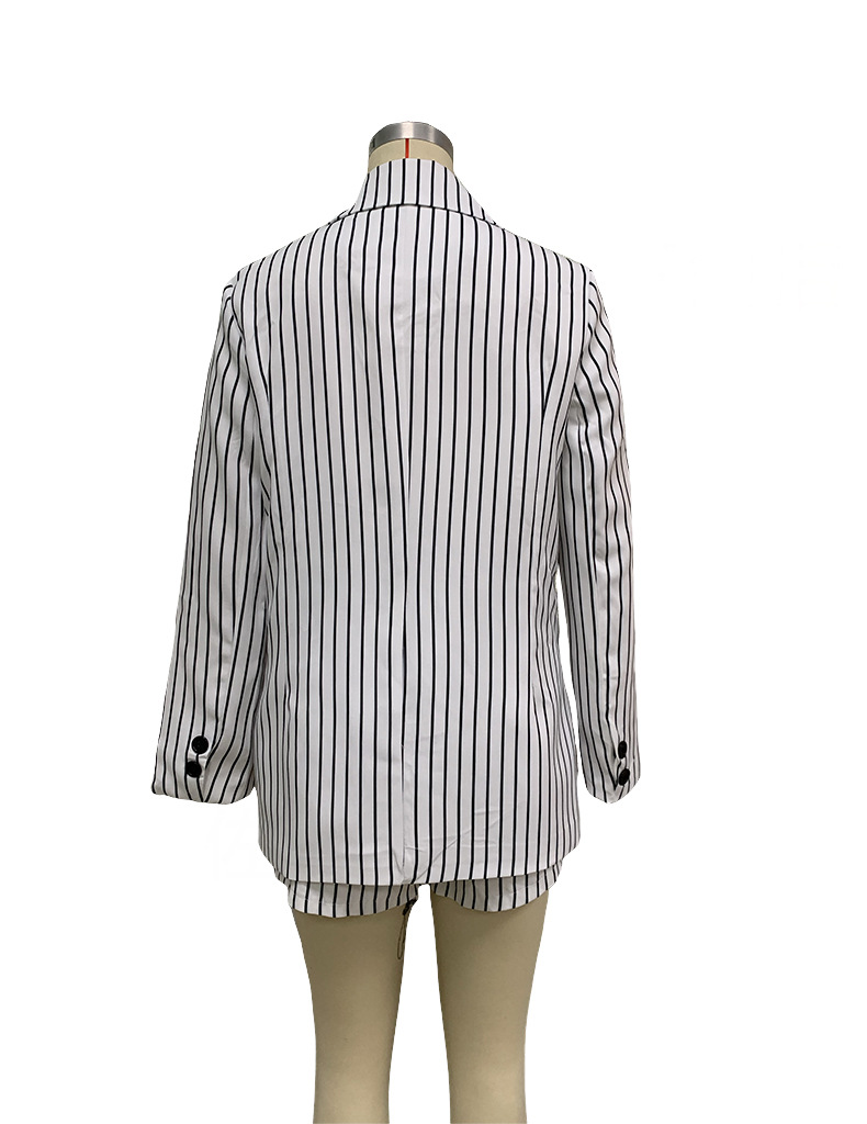 Completo da donna in due pezzi con giacca a maniche lunghe e pantaloncini a righe stampate, stile temperamento_voghion.com