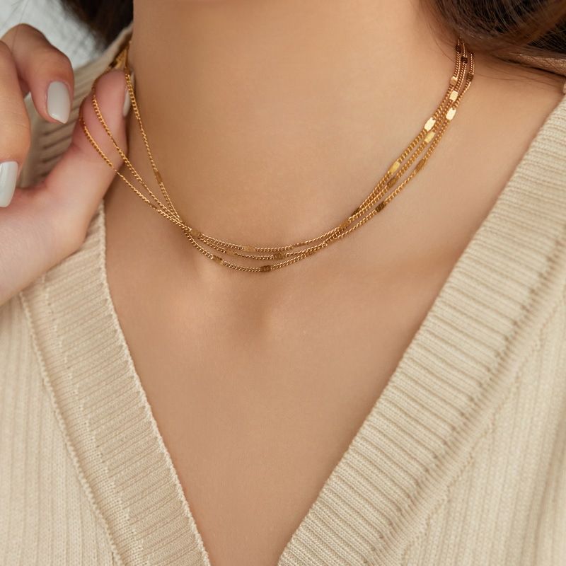 Light Luxury Niche Steel Gold-plated Three-layer Necklace_voghion.com