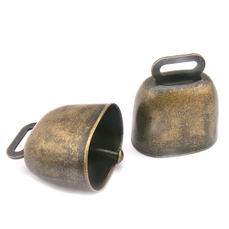 Cencerro de metal directo de fábrica, campana de vaca retro para mascotas, campana de bronce rojo, accesorios de campana de bronce, campana de Navidad_voghion.com