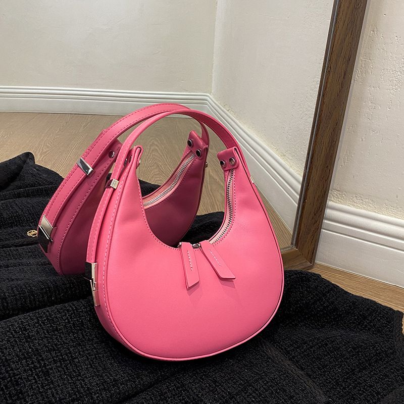 2024 Neue Handtasche im Nischendesign, modische bonbonfarbene Macaron-Trendy-One-Shoulder-Underarm-Knödeltasche, geeignet zum Einkaufen_voghion.com