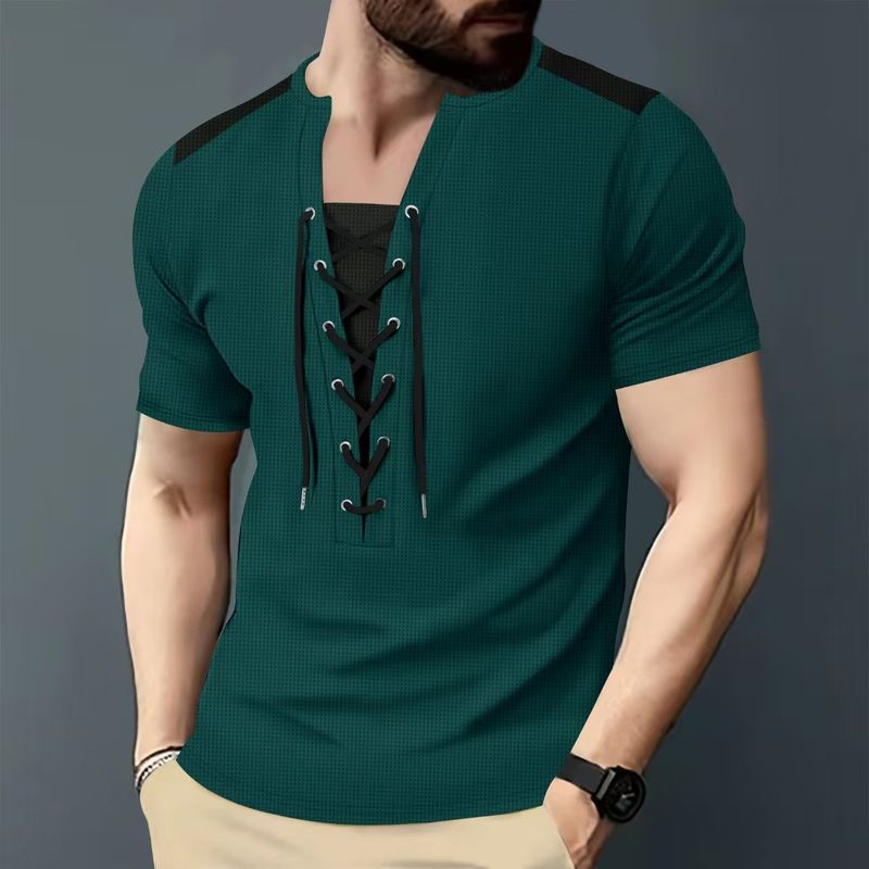 Camiseta masculina casual waffle com cordão e cor combinando, gola redonda, manga curta_voghion.com