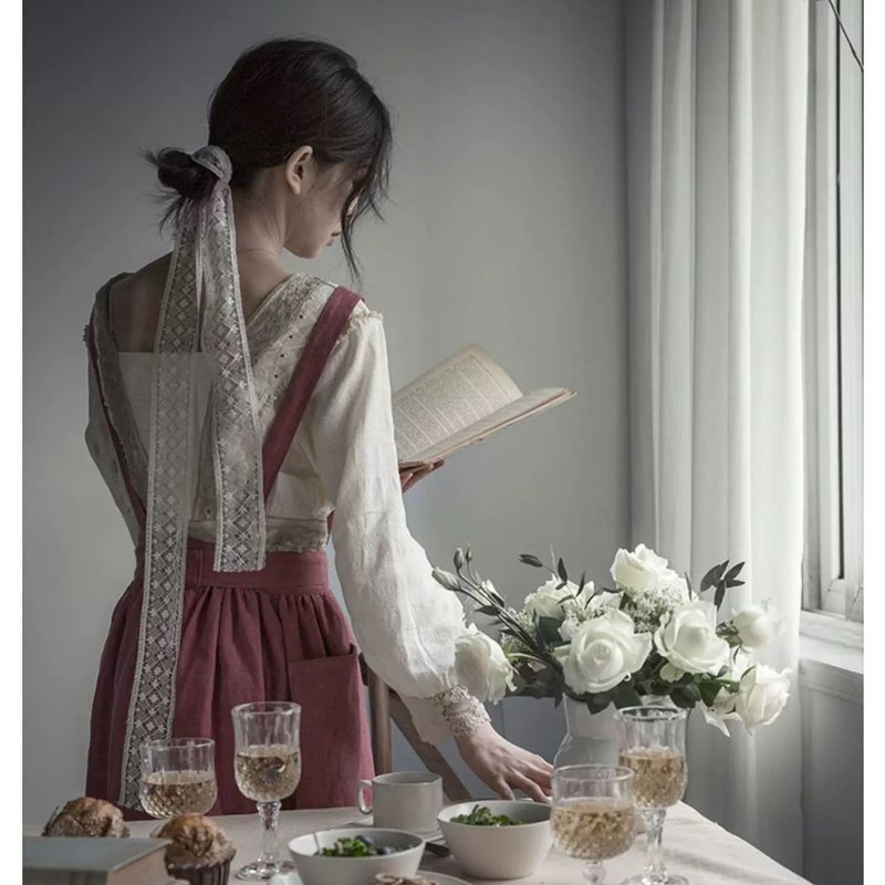 French Retro Pastoral Style Artistic Temperament For Home Kitchen Cooking Oil-Proof Nordic Solid Color Apron_voghion.com