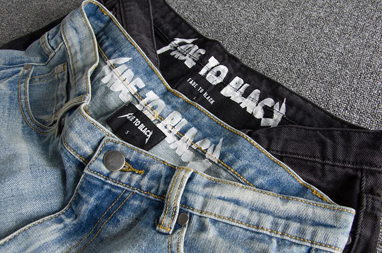 Herrenbekleidung, gewaschene und abgenutzte Tintenspritzer, große Löcher, trendige, originelle Herren-Jeansshorts für Jugendliche_voghion.com