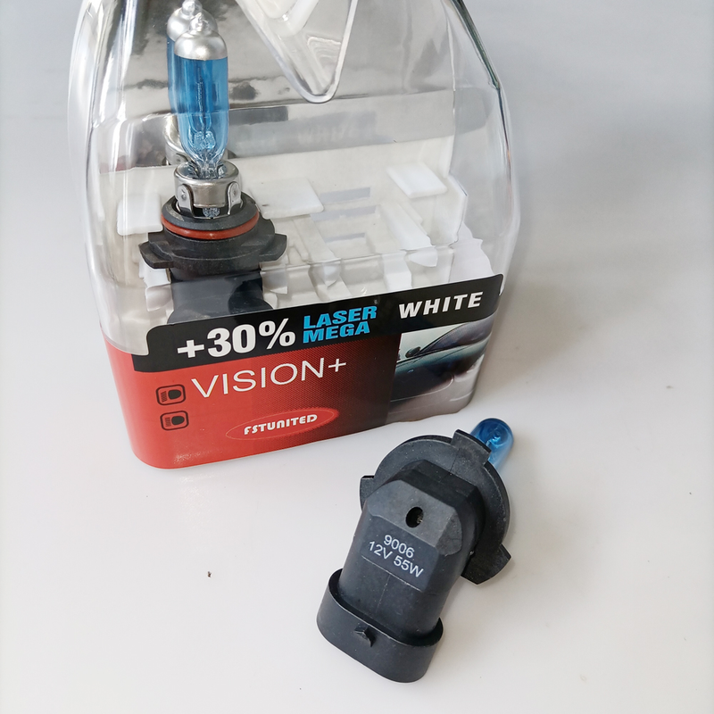 EU-Lager 9006 12V 55W Superweiße Auto-Halogenlampe Autoscheinwerfer-Halogenlampe Motorrad-Halogenlampe_voghion.com