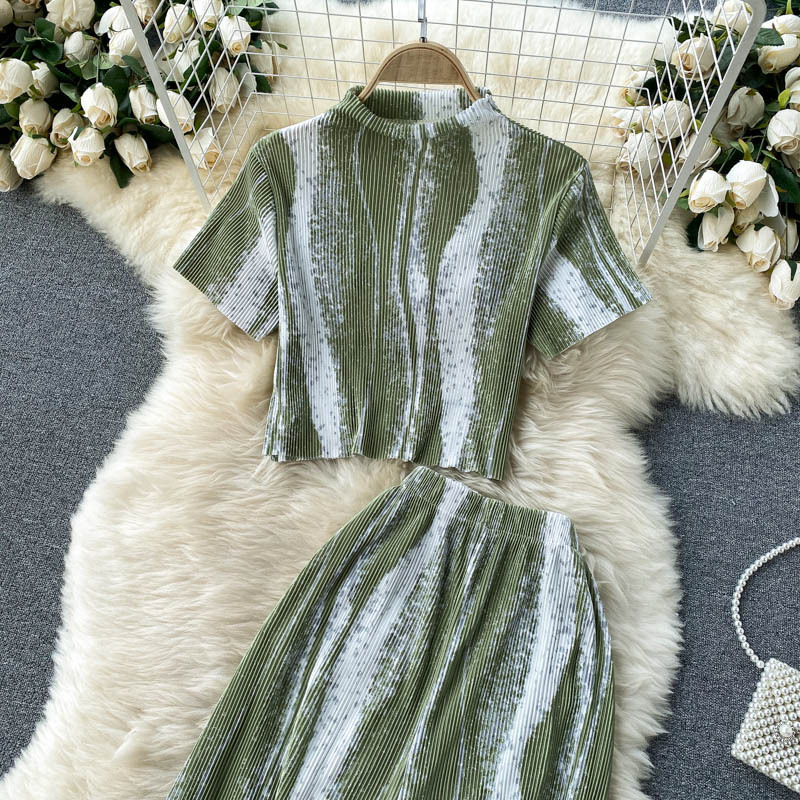 Women's Clothing ins suits for women in summer design with ripple color matching, heavy pleated short tops + wide leg pants_voghion.com