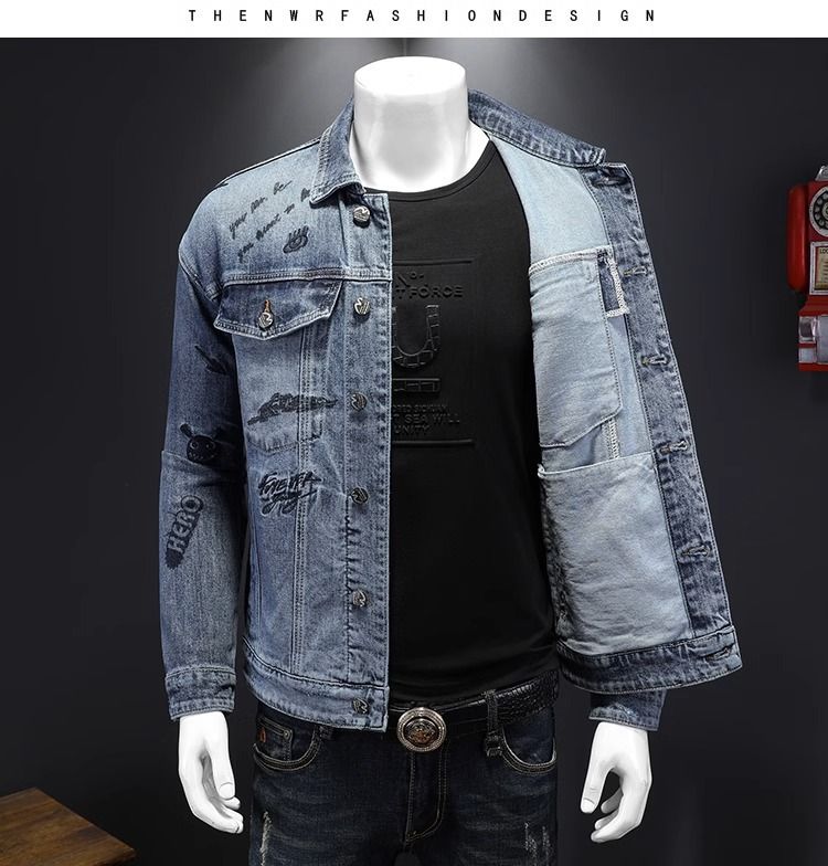 Herrenbekleidung, mit Graffiti bestickter Denim-Mantel_voghion.com