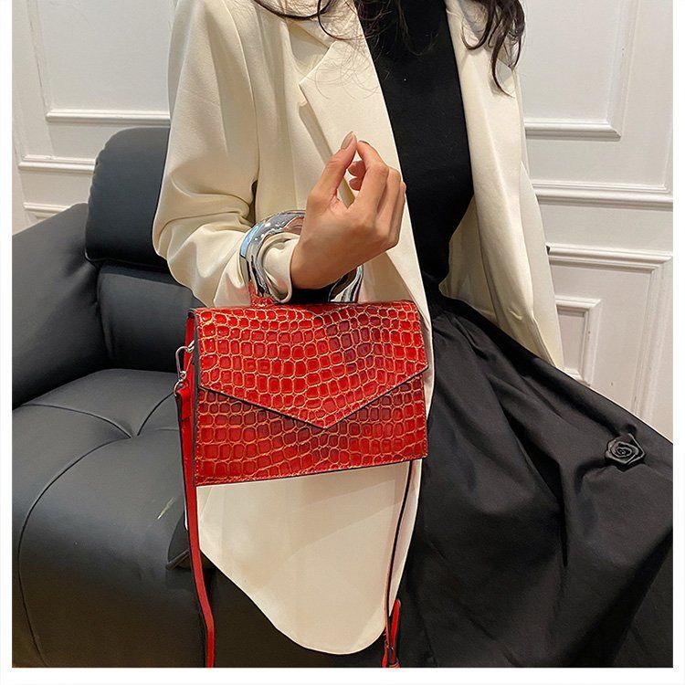 Advanced Crocodile Pattern for Women 2024 New Fashionable and Versatile Crossbody Bag, Stylish Handheld Small Square Bag_voghion.com