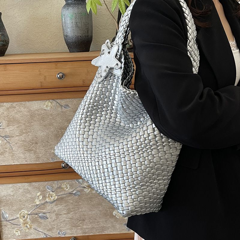 Borsa a secchiello con tracolla di alta qualità, grande capacità, intrecciata, per donna, 2025_voghion.com
