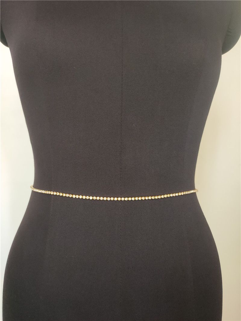 Gioielli da donna con catena in vita con diamanti scintillanti e tripli con diamanti singoli_voghion.com