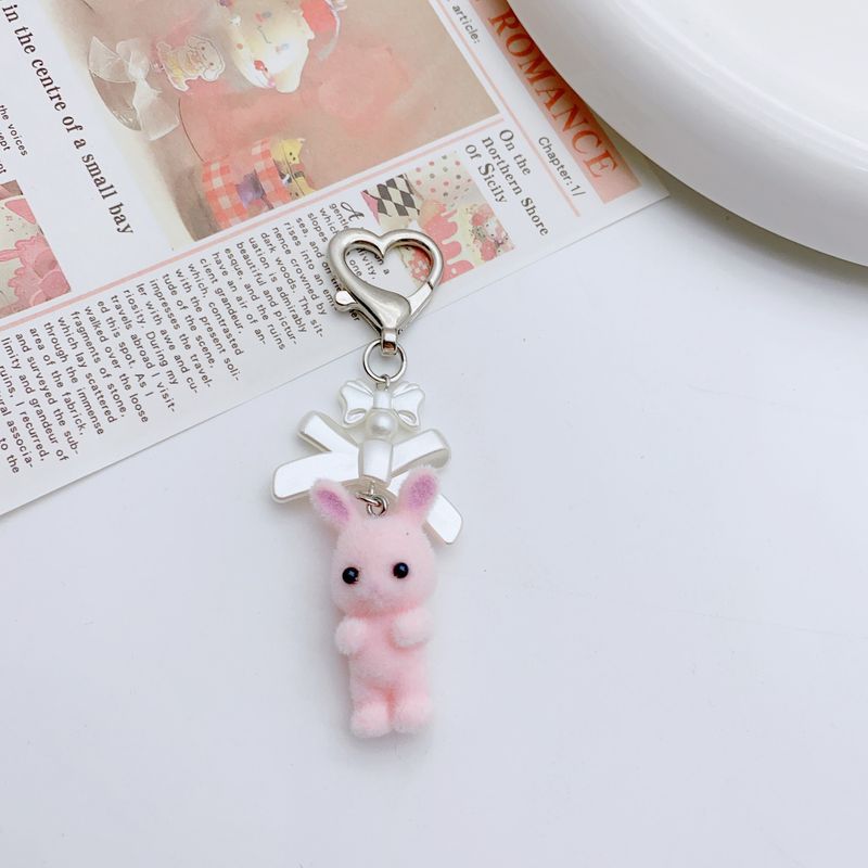 Süßer, cooler Y2K-Schlüsselanhänger mit mädchenhaftem, süßem, beflocktem Kätzchen und Perlenschleife, vielseitiger Taschenanhänger, exquisit für Frauen_voghion.com