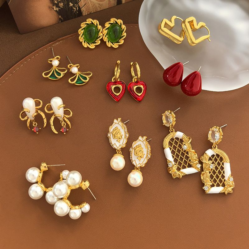 Premia i clienti nuovi e vecchi con la collezione di gioielli di nicchia, collane di alta gamma, orecchini eleganti e alla moda per le donne._voghion.com