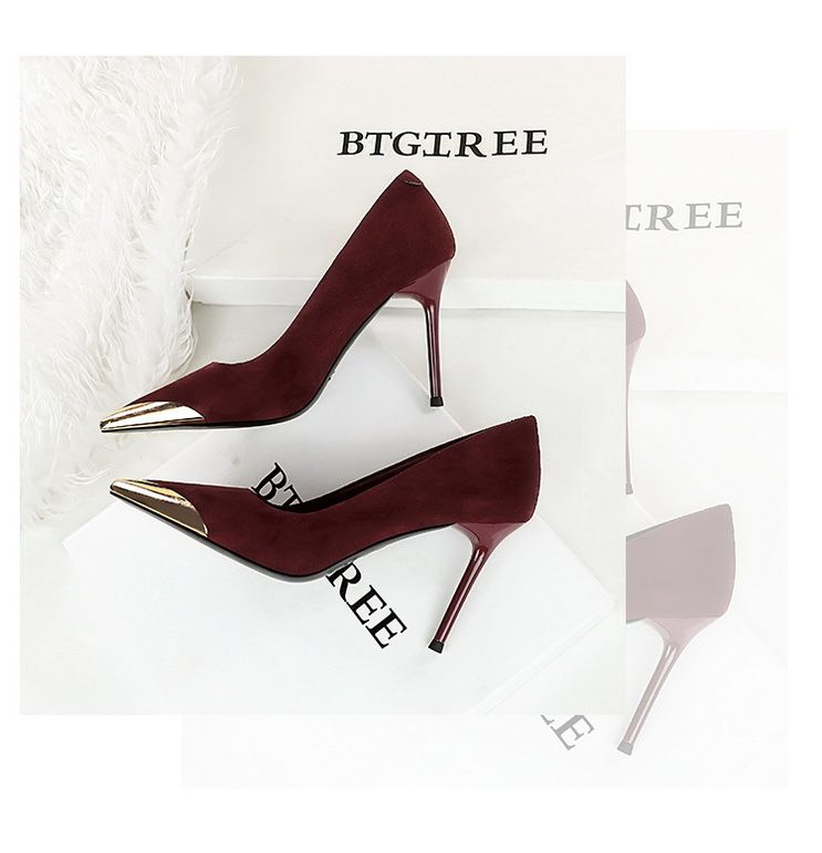 Scarpe da donna con tacco alto, stiletto, punta a punta in metallo, stampa leopardata e pelle scamosciata_voghion.com