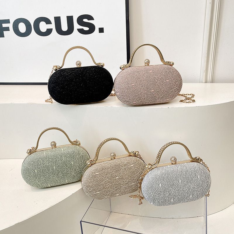 Sommerstil Nischendesign Kette Crossbody Klein Für Frauen Neue Modische Handtasche Täglich Vielseitige Partytasche_voghion.com