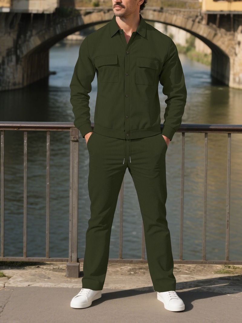Conjunto de traje informal de pana para hombre: camisa abotonada de color liso con dos bolsillos y pantalón largo a juego._voghion.com