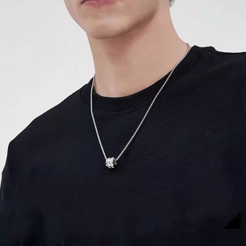 Collane da uomo in acciaio al titanio con perline portafortuna, collana di nicchia di fascia alta, semplice, leggera, di lusso, marchio alla moda, versatile, clavicola, personalità_voghion.com