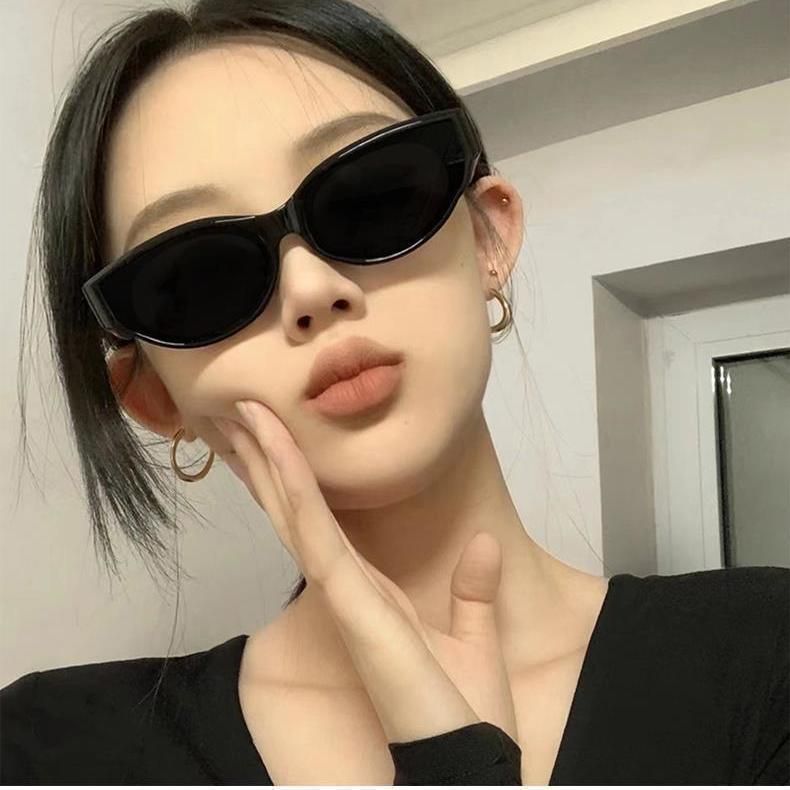 Sonnenbrillen Damen Retro Hottie Cat Eye Kleine Rahmenbrille Polarisierte UV-Schutz Sonnenbrille Zeigen Kleines Gesicht_voghion.com