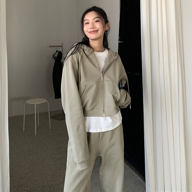 Spring New Casual Short Sports Hooded Sweatshirt Loose Solid Color Shorts Slimming Leg Binding Sweatpants Set For Women_voghion.com