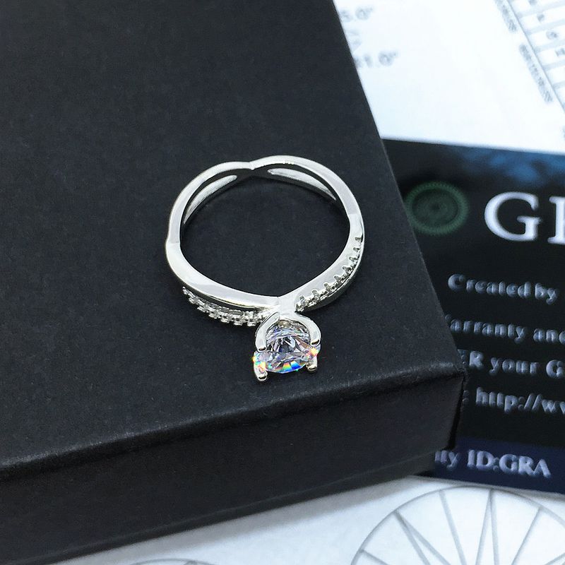 S Pure Silver Liu Shishi Same Four Claw Cross Ring, One Carat Mosang Stone Simulated Diamond Hearts And Eight Arrows_voghion.com