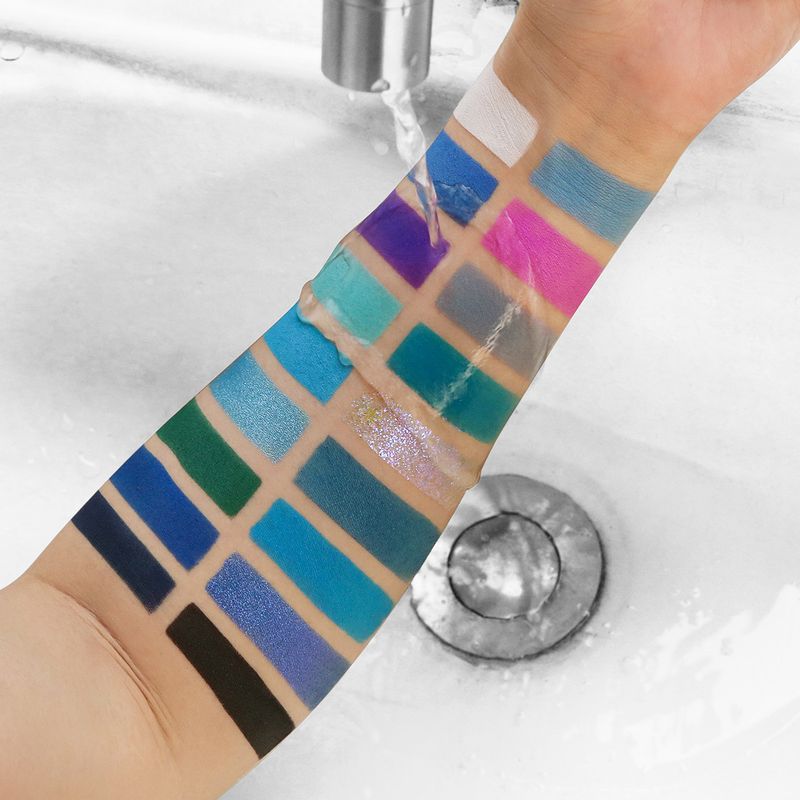 18 farbe lidschatten tablett Weihnachten Rot grün serie schnee Blau perle matt gold zwiebel make-up_voghion.com