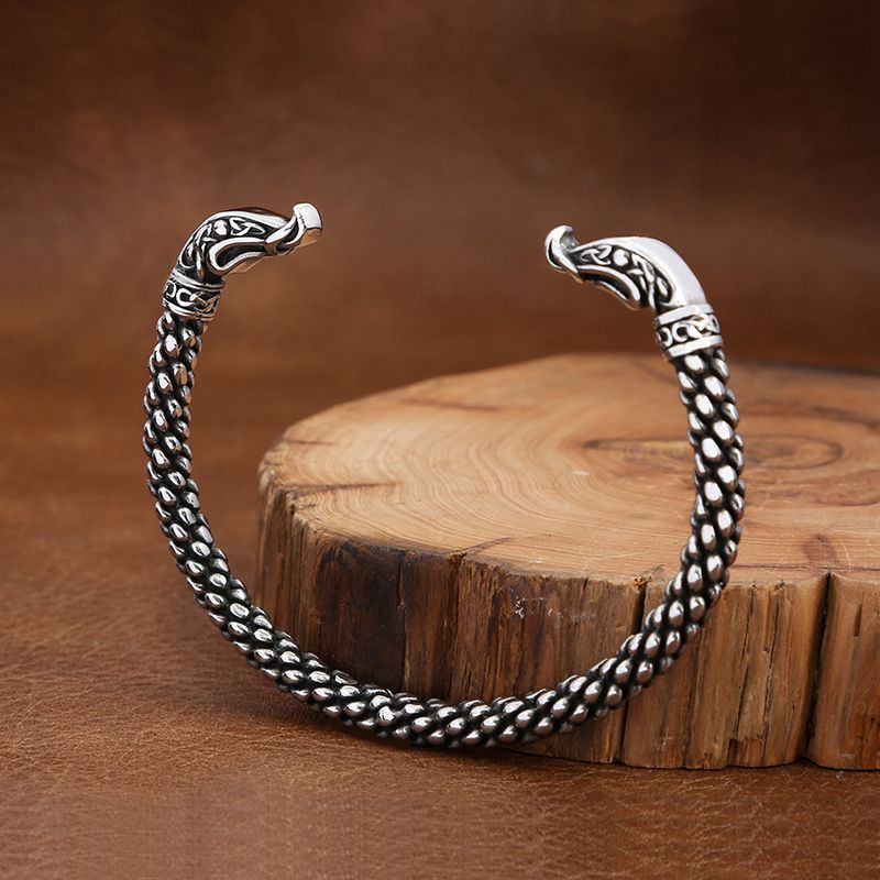 Bracciale retrò versatile da uomo in acciaio inossidabile con apertura solida e regolabile, bracciale in acciaio al titanio, personalità alla moda_voghion.com