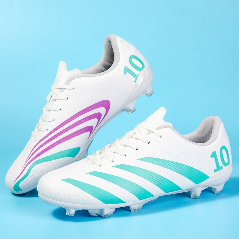 Scarpe da calcio per ragazzi con punte lunghe e rotte_voghion.com