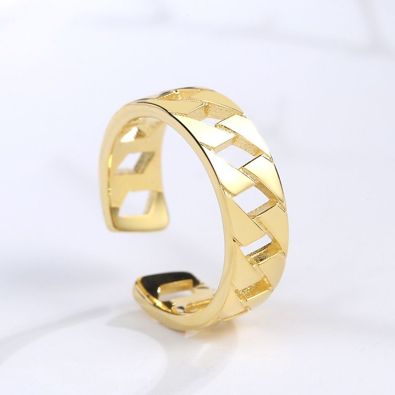 Anello unisex in argento geometrico a forma di catena cubana con design aperto_voghion.com