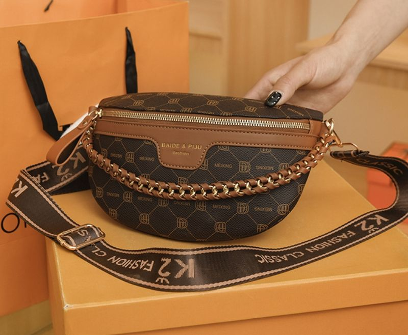 Fashionable waist wo, versatile wo's shoulder bag, Korean version, western-style chain, crossbody chest bag for_voghion.com