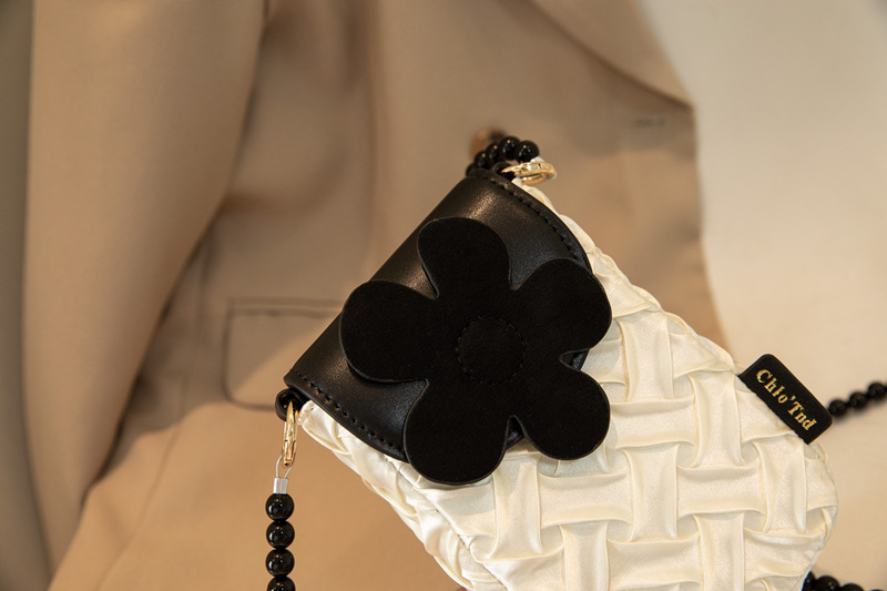 Borsa per cellulare Human Rose Donna 2023 New Design Sense Niche Ins Light Luxury Messenger Bag Live all'ingrosso_voghion.com