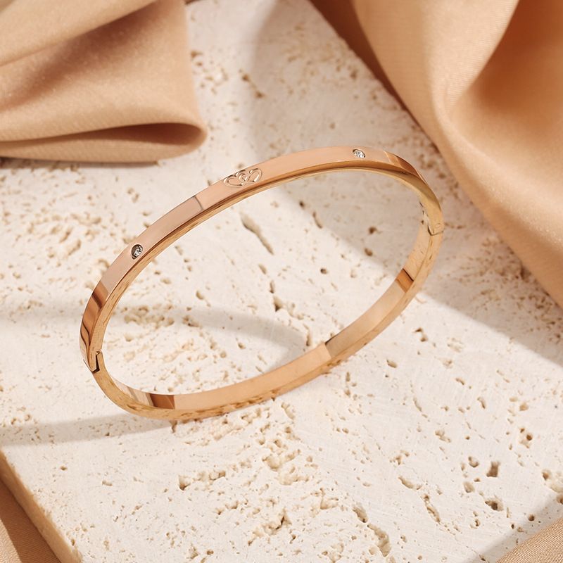 Pulseras de mujer de alta gama con doble corazón de circonita y acero de titanio, no se decolora, pulsera de temperamento simple, joyería para damas._voghion.com