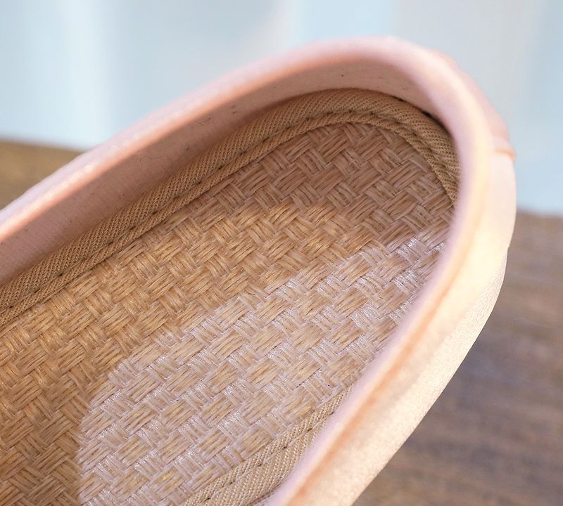 ShoeGlobe 2025 Neue flache Schuhe im chinesischen Stil, Retro-Ethno-Design, bestickt mit Tigerkopf-Motiv für Damen_voghion.com