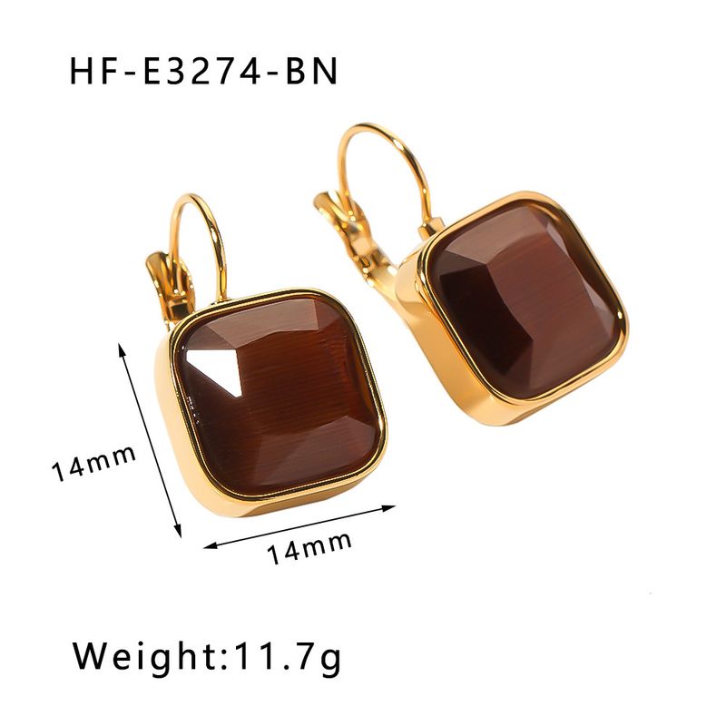 Emerald Heart-Shaped Zirconia Titanium Steel High-End Elegant Simple Women's Earrings_voghion.com