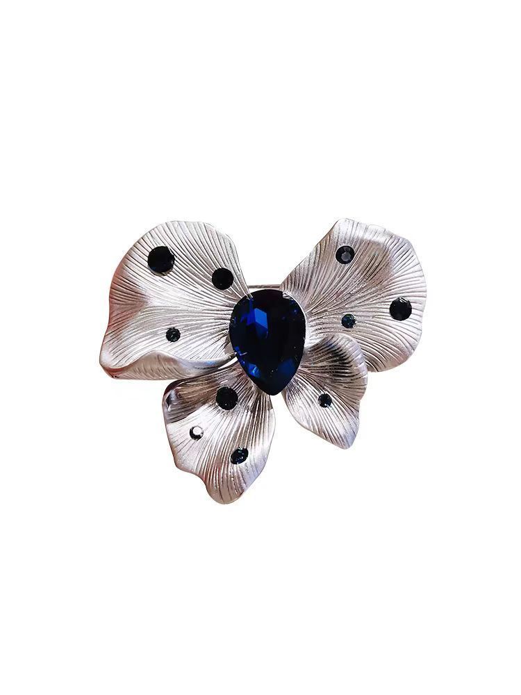 Brooch Three-dimensional Pin Butterfly Temperament Fashionable Retro High-end Exaggerated Crystal Coat Accessories Suit Corsage_voghion.com